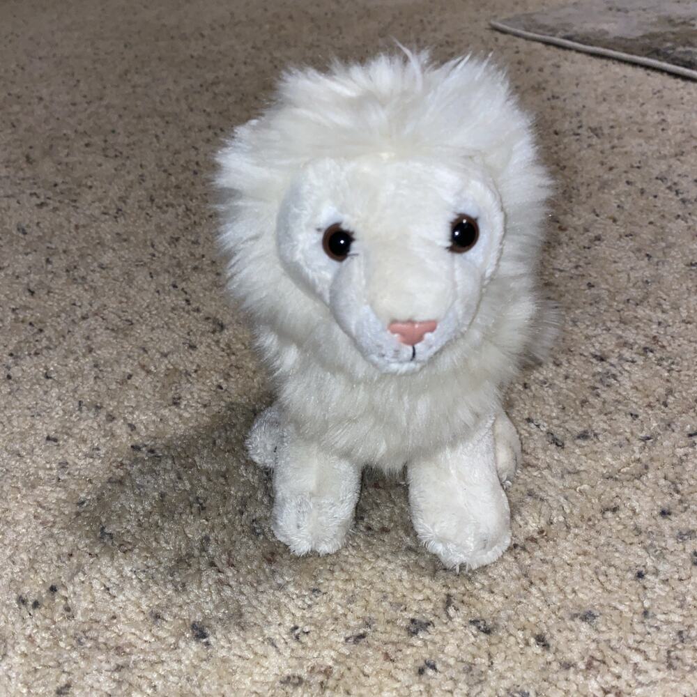 FAO Schwartz White Lion 7" Plush Stuffed Animal